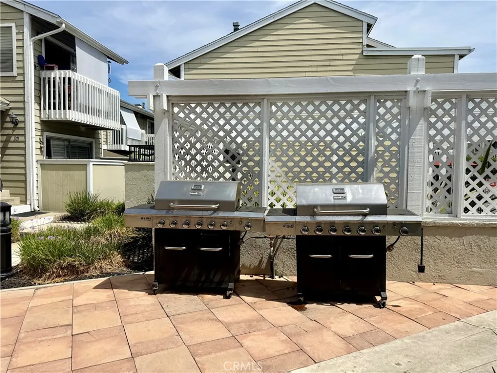 14851 Mulberry Whittier, CA 90604