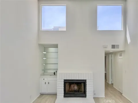 14851 Mulberry