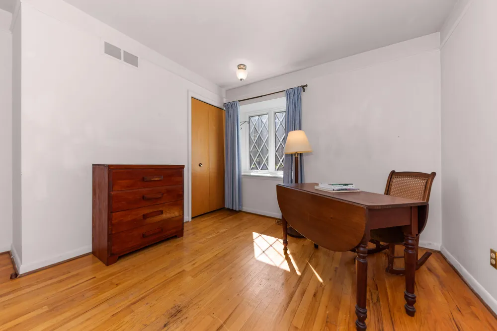 6607 Fleming Creek Drive Ypsilanti, MI 48198