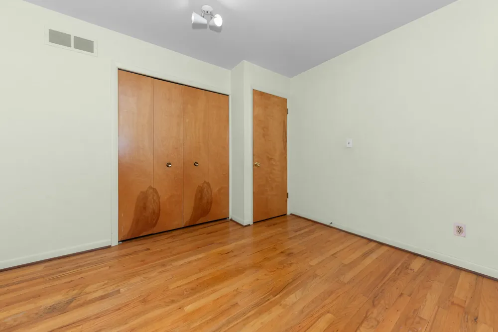 6607 Fleming Creek Drive Ypsilanti, MI 48198