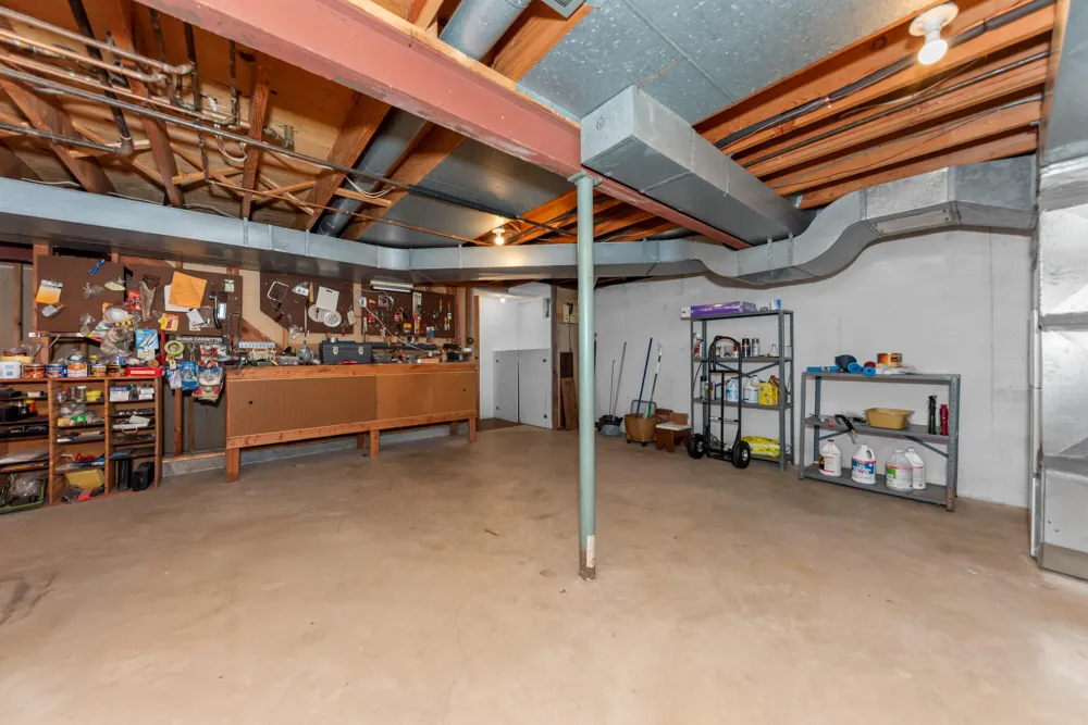 6607 Fleming Creek Drive Ypsilanti, MI 48198