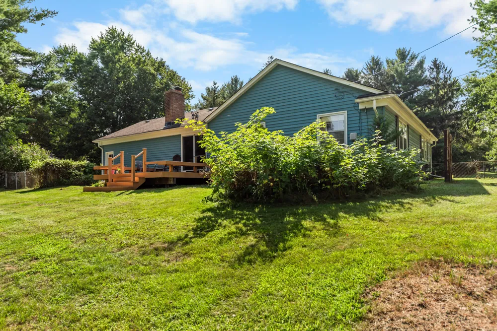 6607 Fleming Creek Drive Ypsilanti, MI 48198