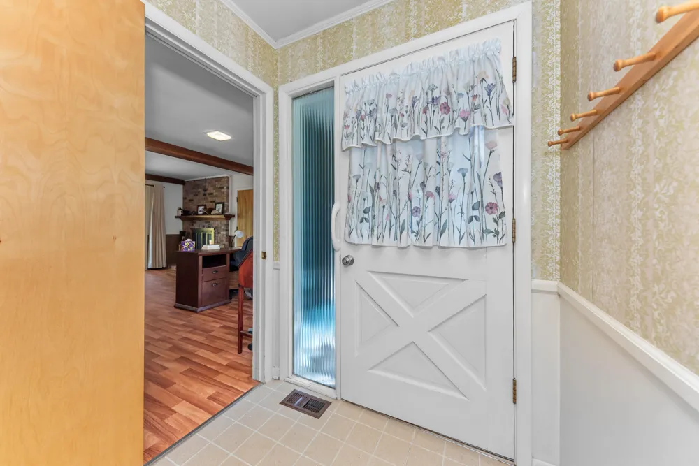 6607 Fleming Creek Drive Ypsilanti, MI 48198