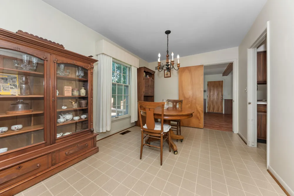 6607 Fleming Creek Drive Ypsilanti, MI 48198