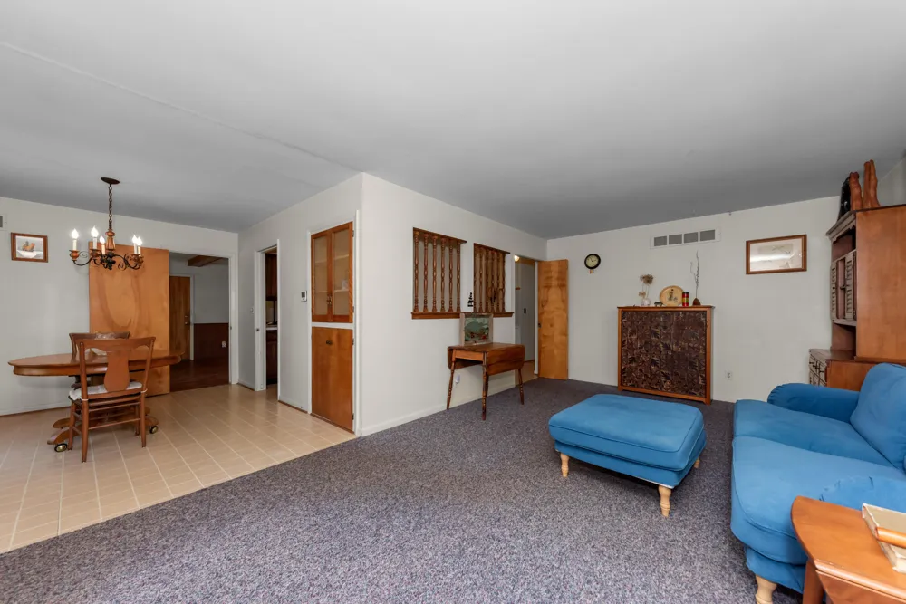 6607 Fleming Creek Drive Ypsilanti, MI 48198