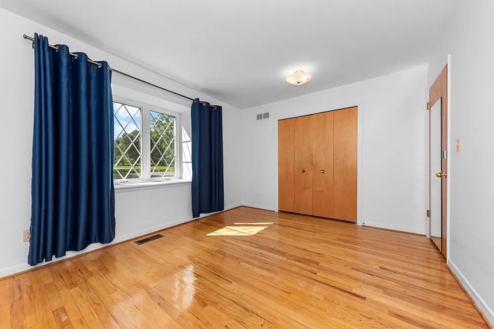 6607 Fleming Creek Drive Ypsilanti, MI 48198
