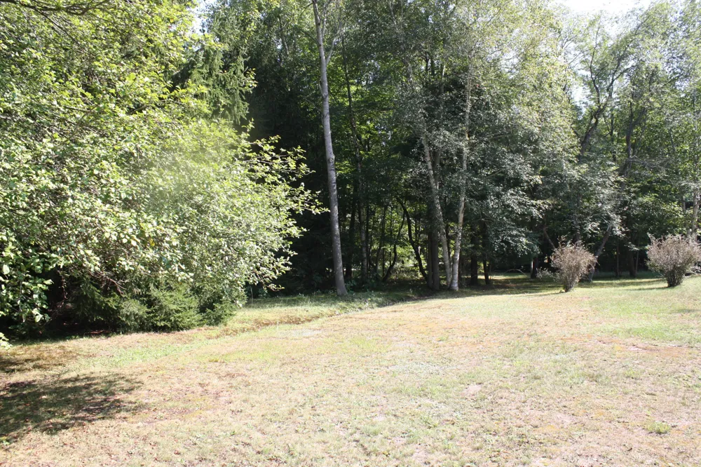 1807 W River Road Muskegon, MI 49445