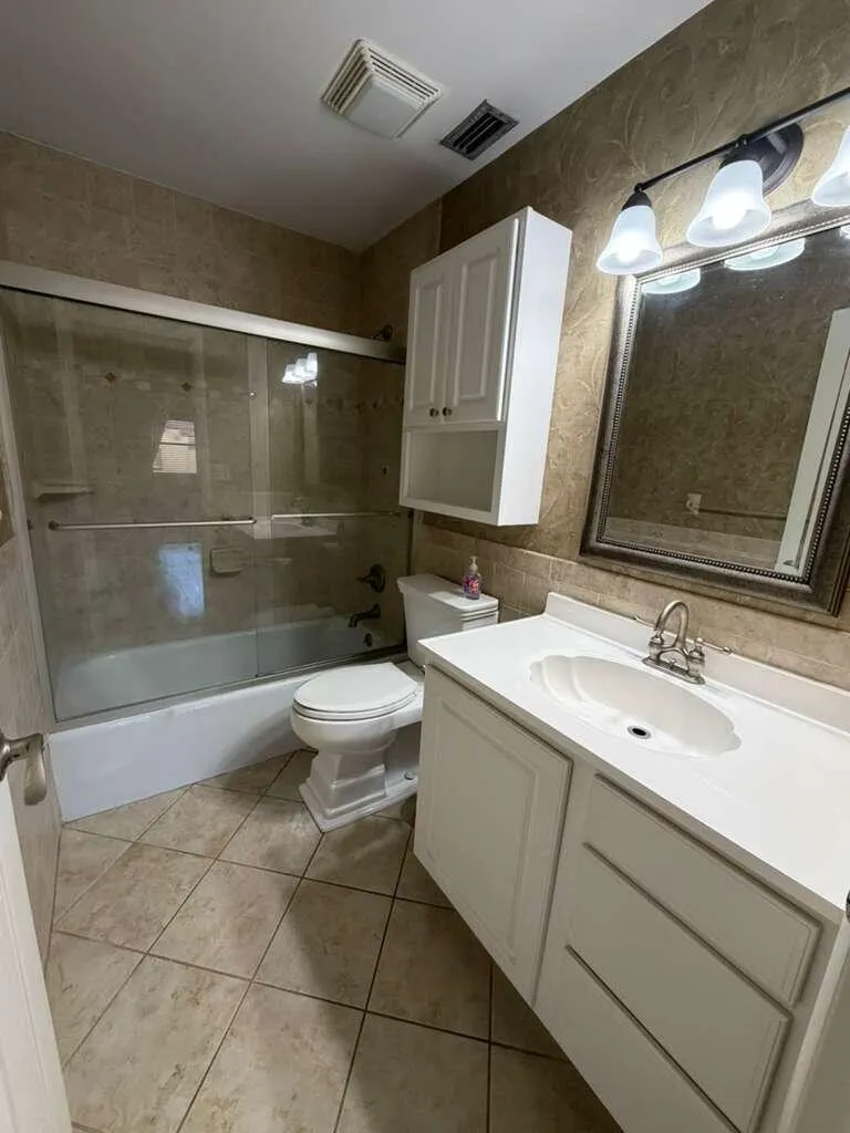 2050 Oleander Boulevard #1-203 Fort Pierce, FL 34950