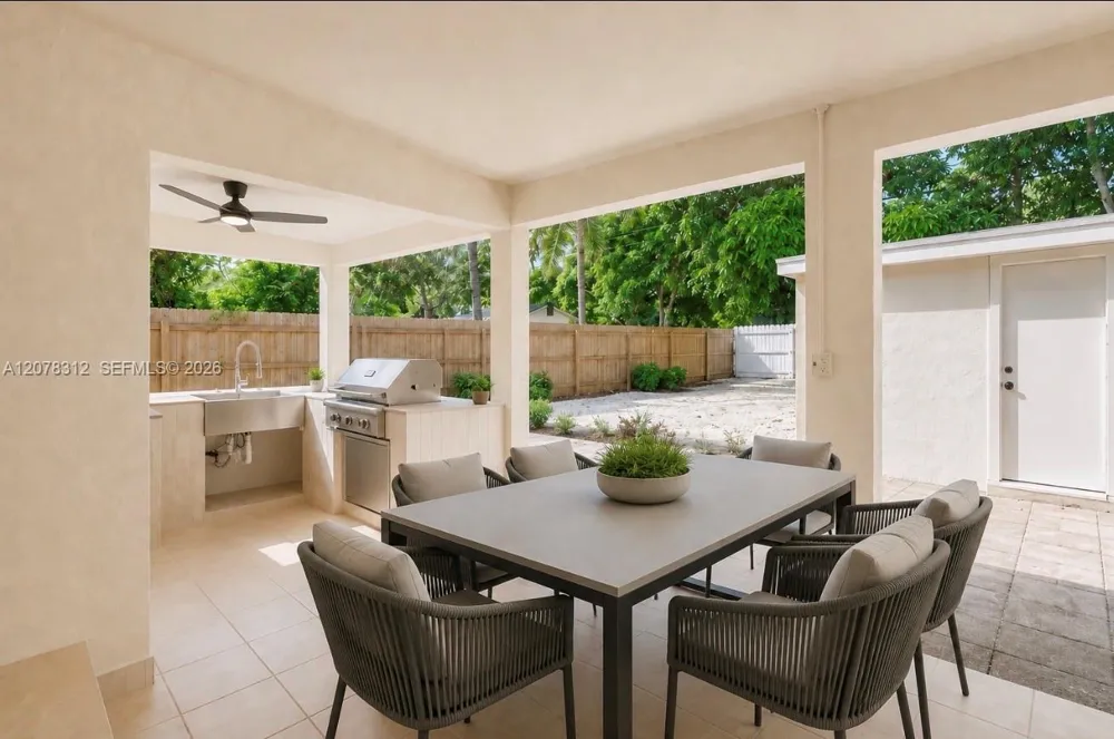 1007 NW 120th St North Miami, FL 33168