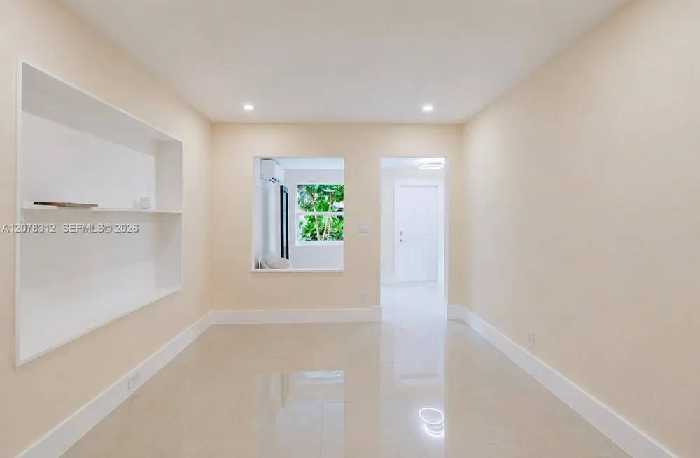 1007 NW 120th St North Miami, FL 33168