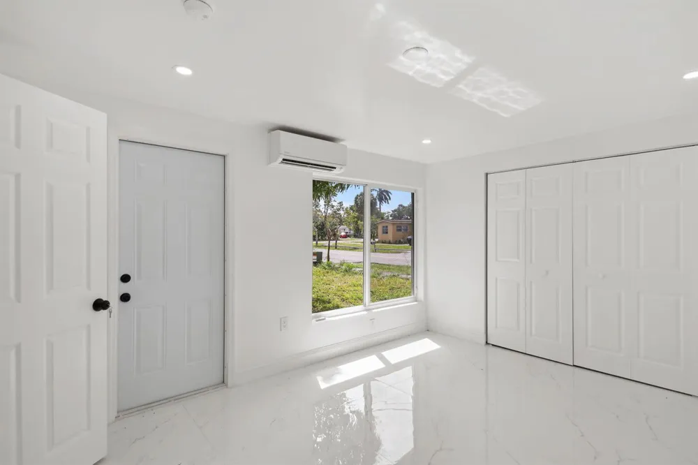 1530 NW 18TH COURT Fort Lauderdale, FL 33311