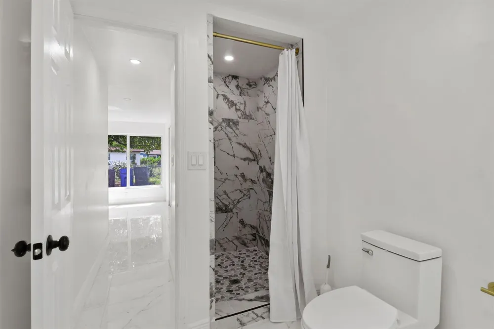 1530 NW 18TH COURT Fort Lauderdale, FL 33311