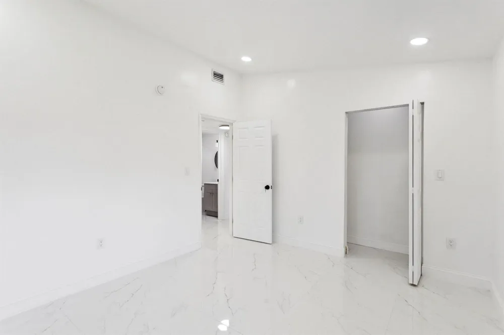 1530 NW 18TH COURT Fort Lauderdale, FL 33311