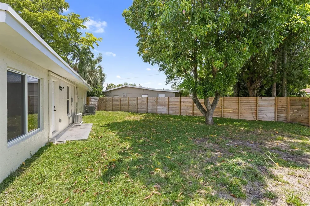 1530 NW 18TH COURT Fort Lauderdale, FL 33311