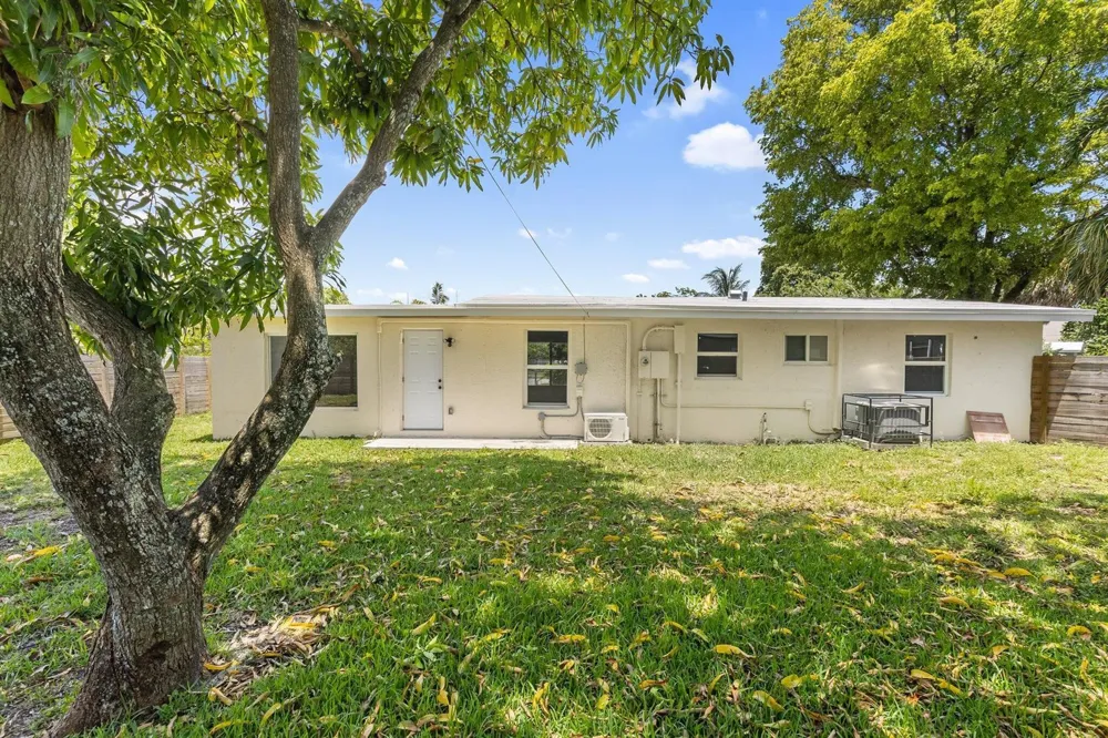 1530 NW 18TH COURT Fort Lauderdale, FL 33311