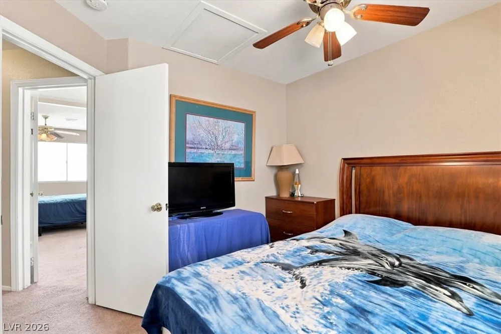 8208 Hydra Lane Las Vegas, NV 89128