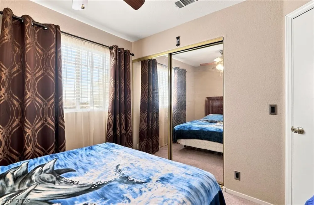 8208 Hydra Lane Las Vegas, NV 89128