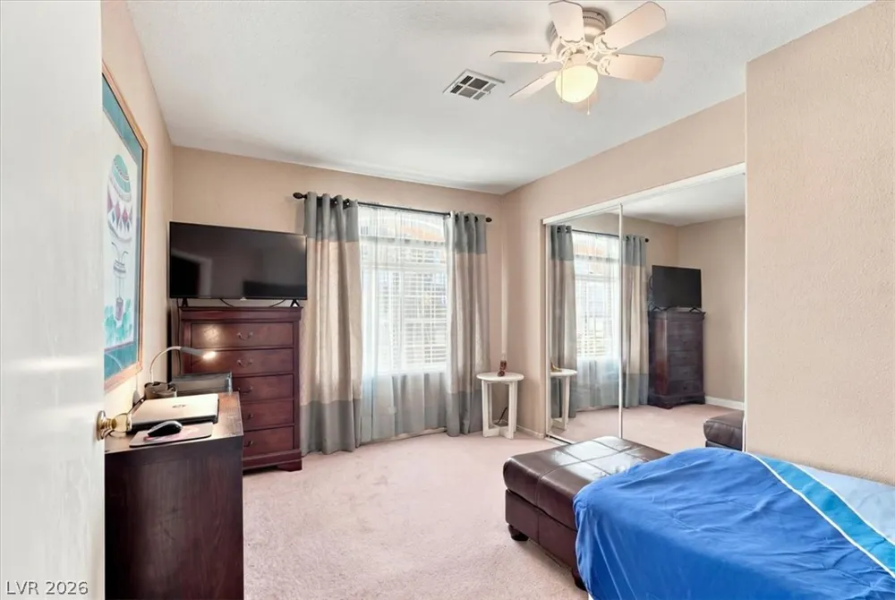 8208 Hydra Lane Las Vegas, NV 89128