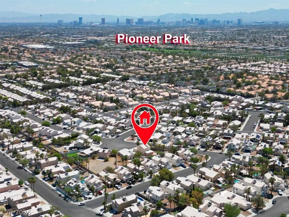 8208 Hydra Lane Las Vegas, NV 89128