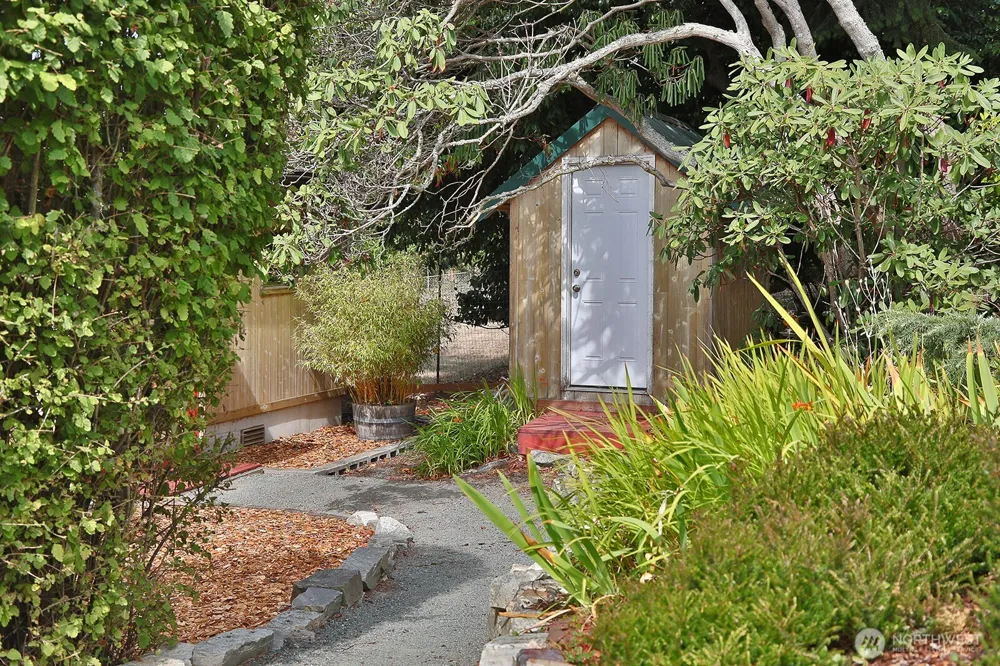 3600 Marine View Drive Greenbank, WA 98253
