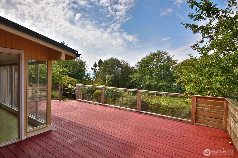 3600 Marine View Drive Greenbank, WA 98253