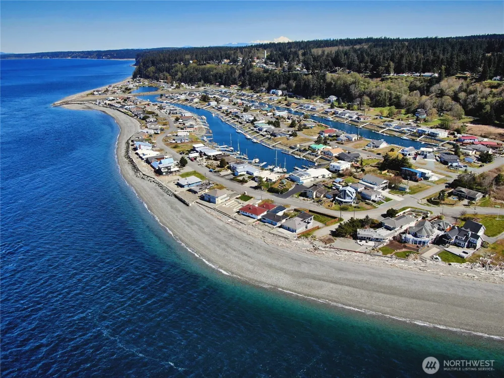 3600 Marine View Drive Greenbank, WA 98253