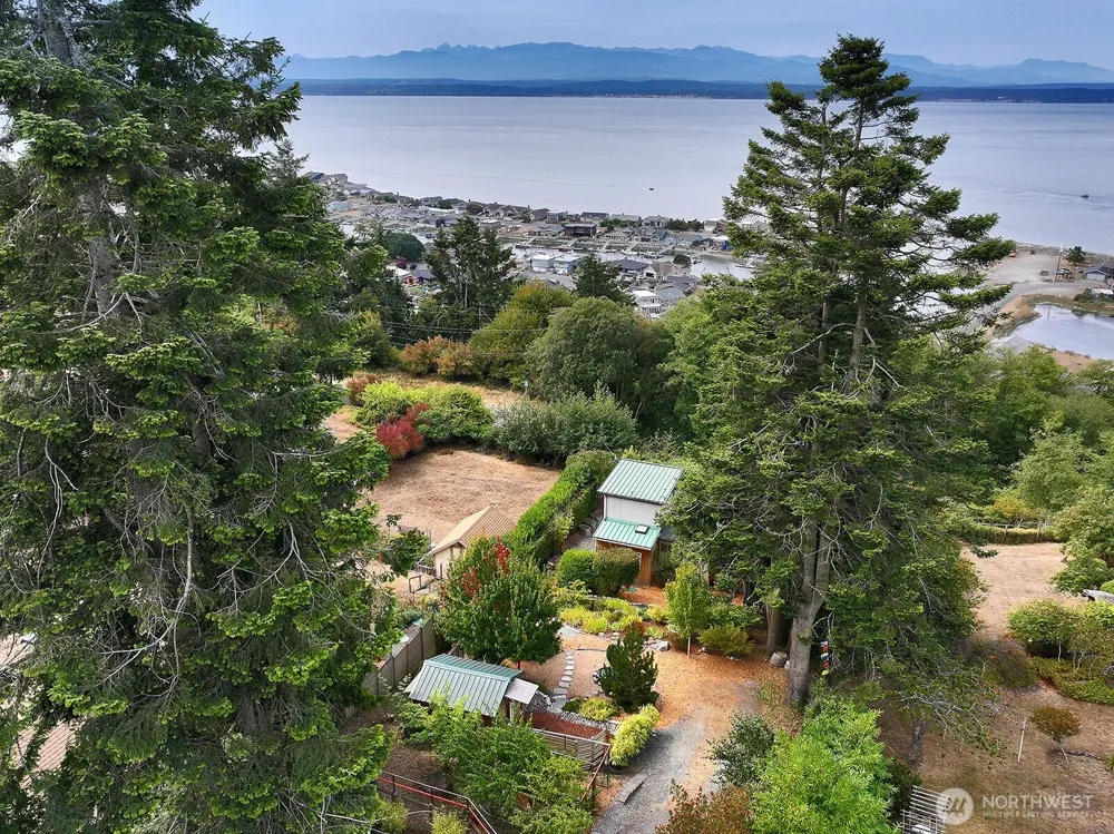 3600 Marine View Drive Greenbank, WA 98253