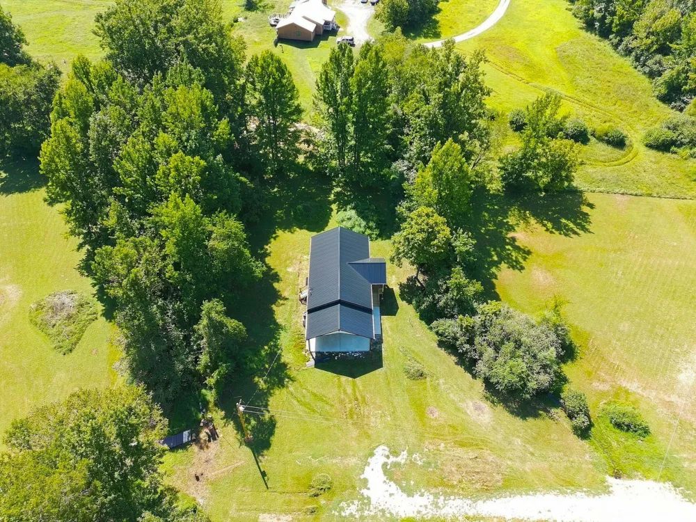 1051 Highway 48 South Centerville, TN 37033