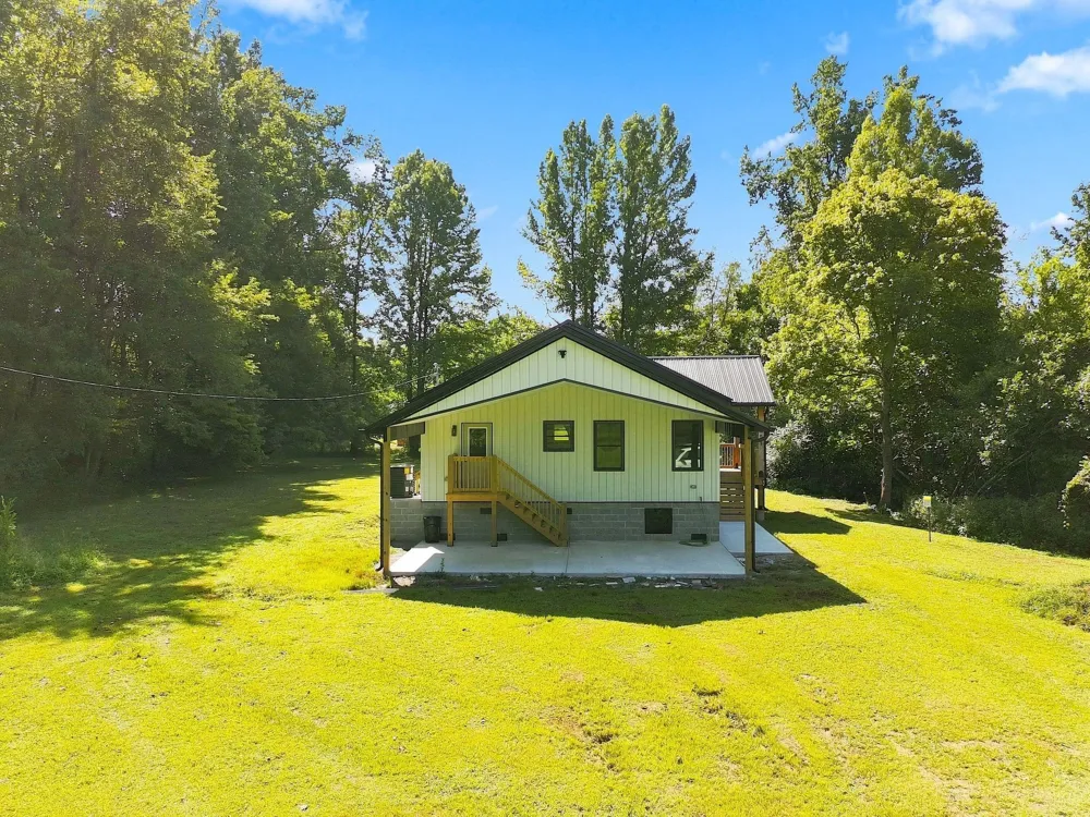 1051 Highway 48 South Centerville, TN 37033