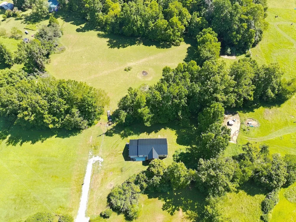 1051 Highway 48 South Centerville, TN 37033
