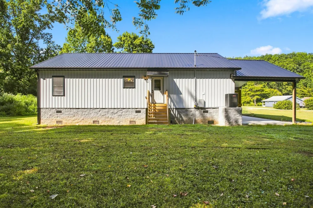 1051 Highway 48 South Centerville, TN 37033