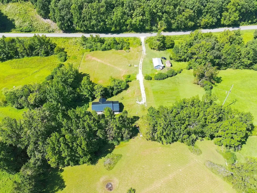 1051 Highway 48 South Centerville, TN 37033
