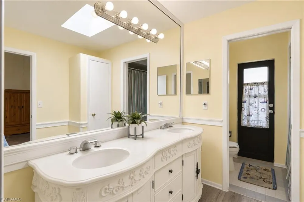 1114 NE Van Loon Lane Cape Coral, FL 33909