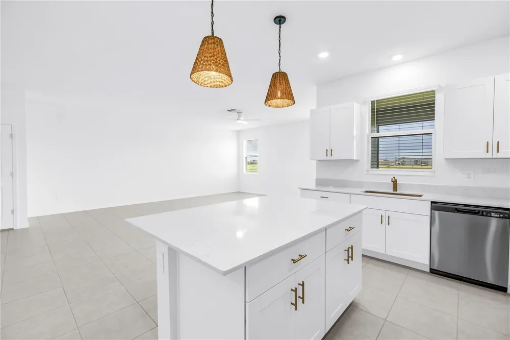 9324 BONITA MAR DRIVE Parrish, FL 34219