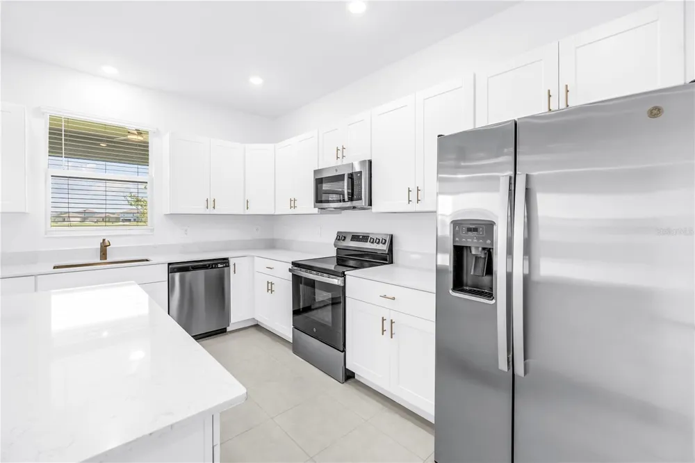 9324 BONITA MAR DRIVE Parrish, FL 34219