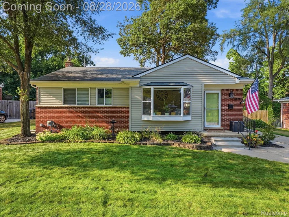 8420 Northfield Boulevard Oak Park City, MI 48237