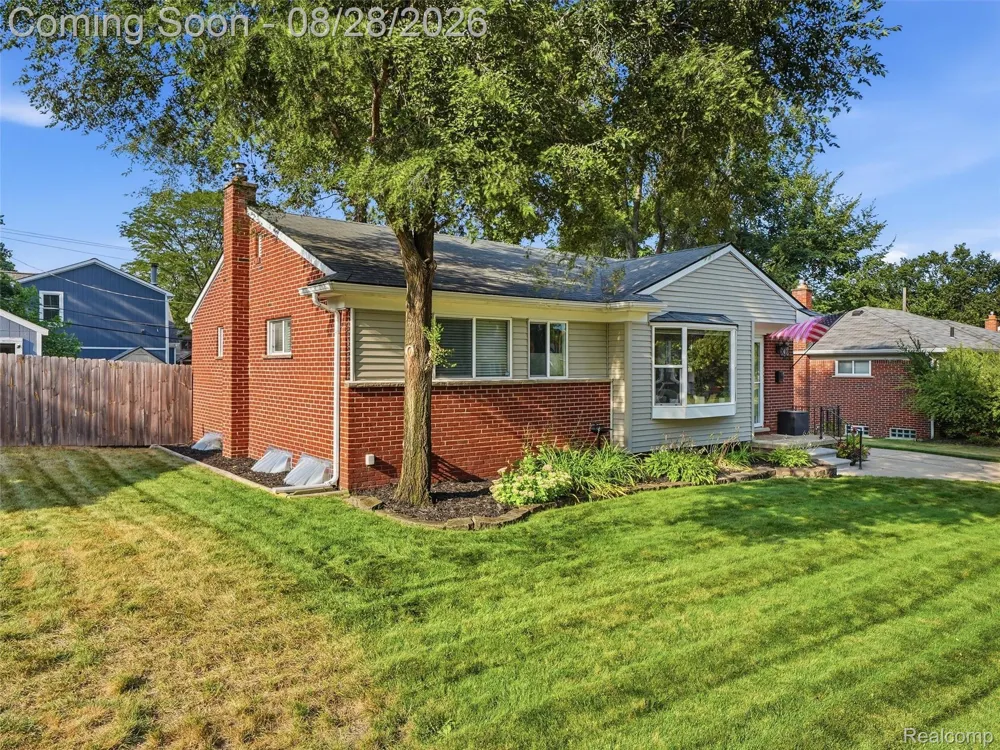 8420 Northfield Boulevard Oak Park City, MI 48237