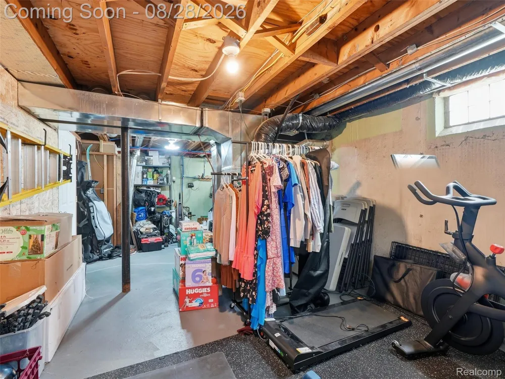8420 Northfield Boulevard Oak Park City, MI 48237