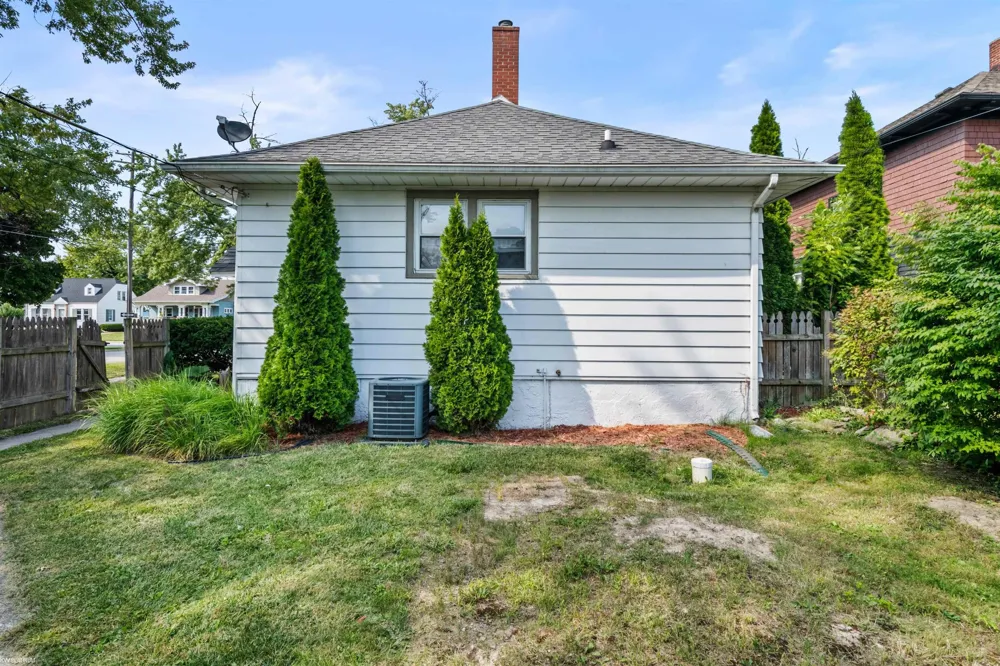 1234 Court Street St Clair City, MI 48060