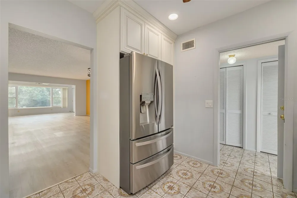 2383 NETHERLANDS DRIVE #59 Clearwater, FL 33763