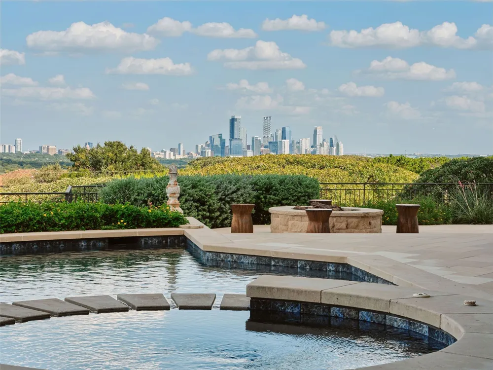 1415 Mount Larson Road Austin, TX 78746