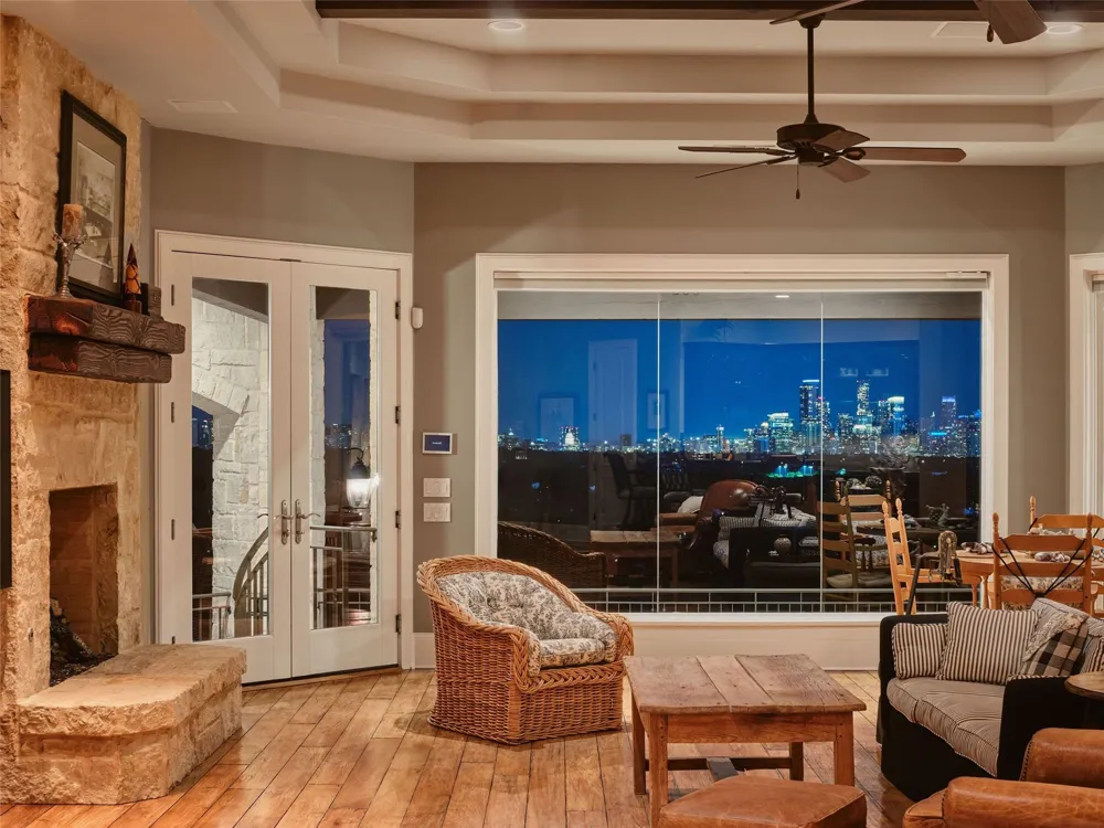1415 Mount Larson Road Austin, TX 78746