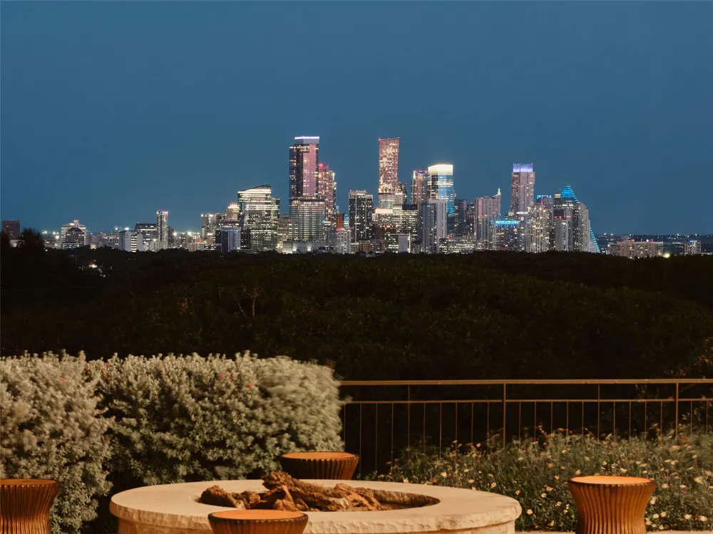 1415 Mount Larson Road Austin, TX 78746