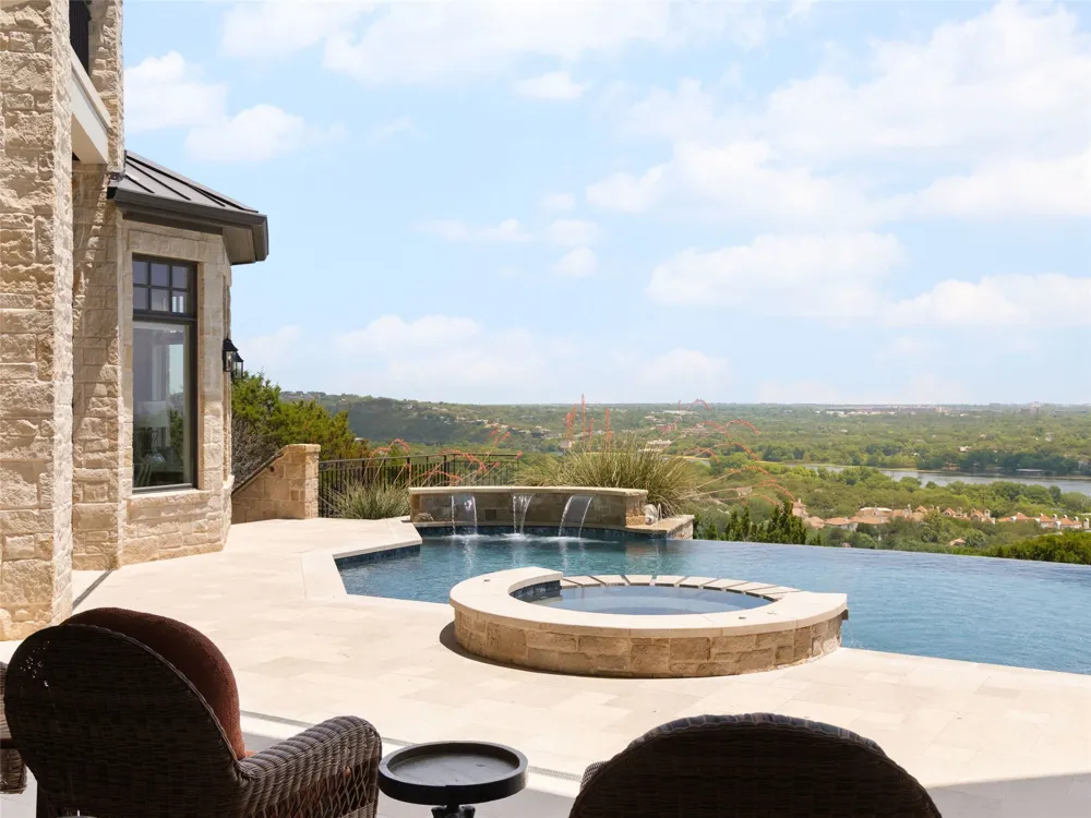1415 Mount Larson Road Austin, TX 78746