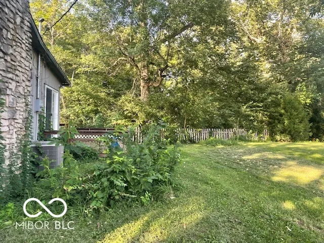 7694 E 500 Manilla, IN 46150