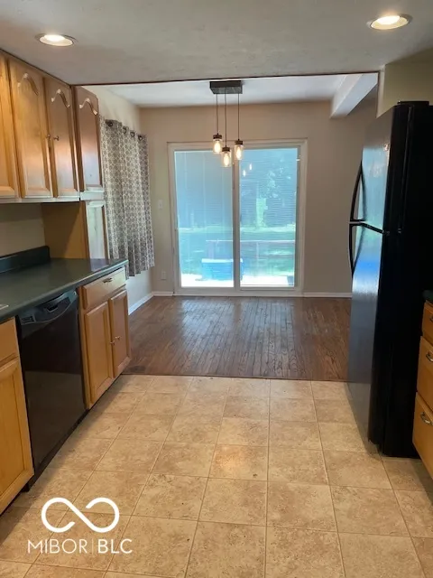 7694 E 500 Manilla, IN 46150