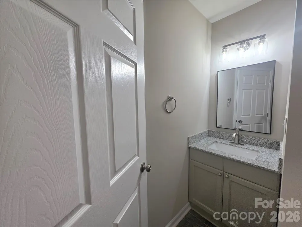 733 Crestwood Avenue Gastonia, NC 28054