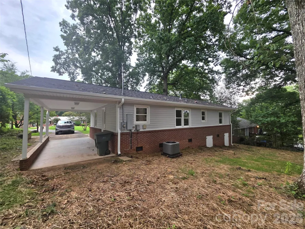 733 Crestwood Avenue Gastonia, NC 28054