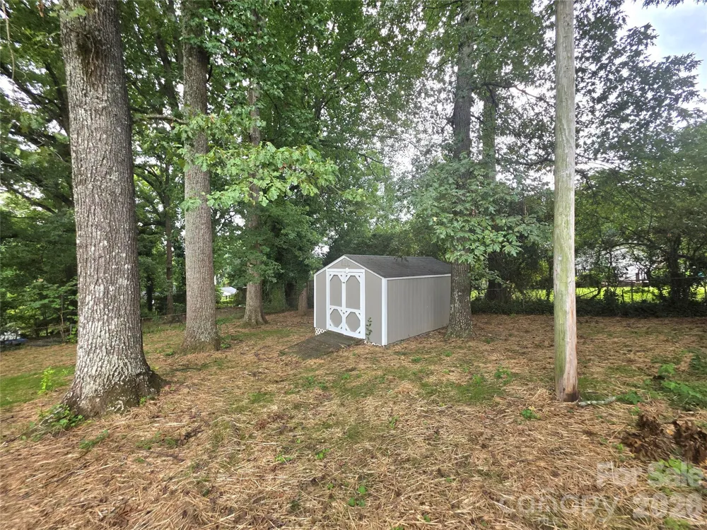 733 Crestwood Avenue Gastonia, NC 28054