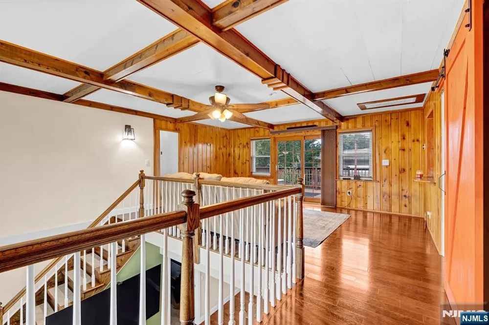 376 Riverside Avenue Rutherford, NJ 07070